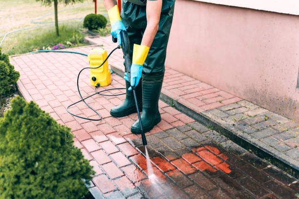 Professional Pressure Washing in Mineola, NY